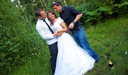 Russian bride nature receives from the groom and friend doub...