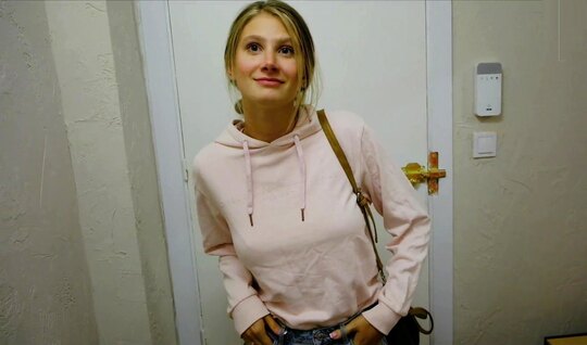 Russian blonde agreed to fuck for an overnight stay